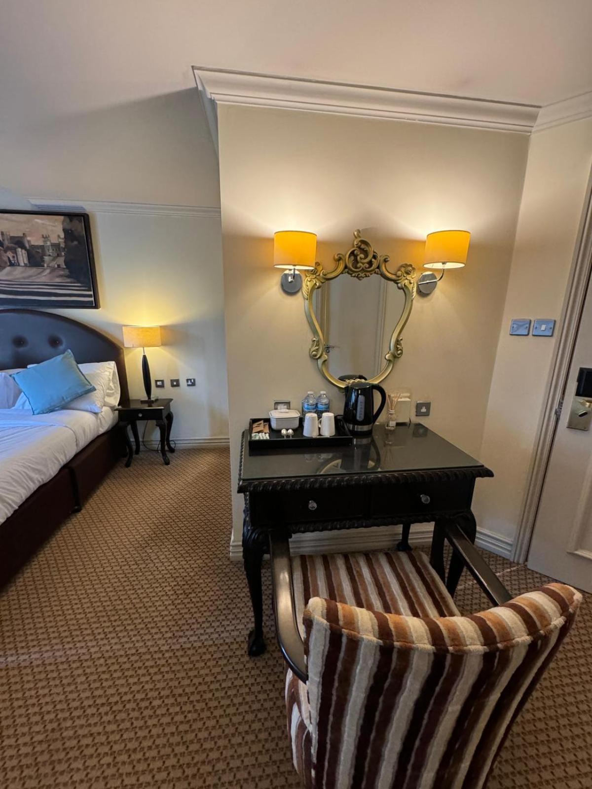 H & G Hotel Opposite Windsor Castle Bagian luar foto